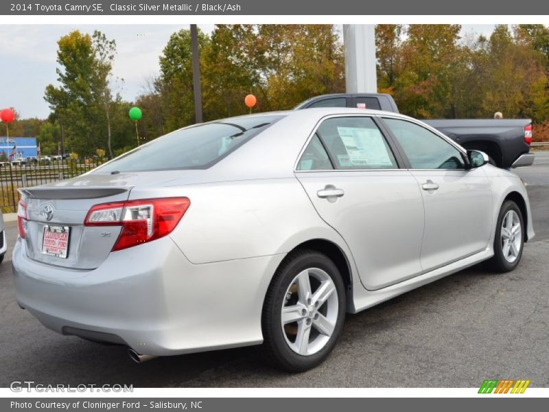 Classic Silver Metallic / Black/Ash 2014 Toyota Camry SE