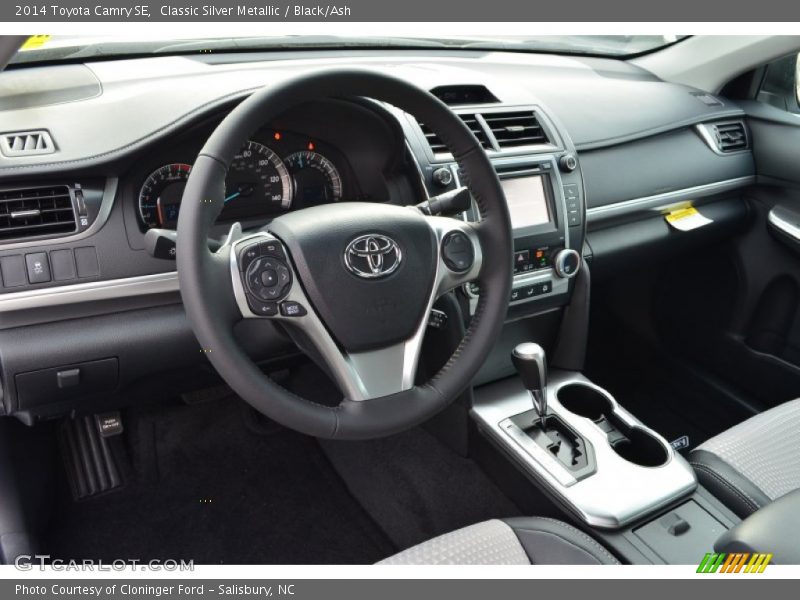 Classic Silver Metallic / Black/Ash 2014 Toyota Camry SE