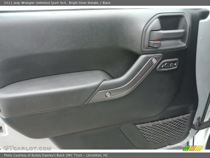 Bright Silver Metallic / Black 2011 Jeep Wrangler Unlimited Sport 4x4