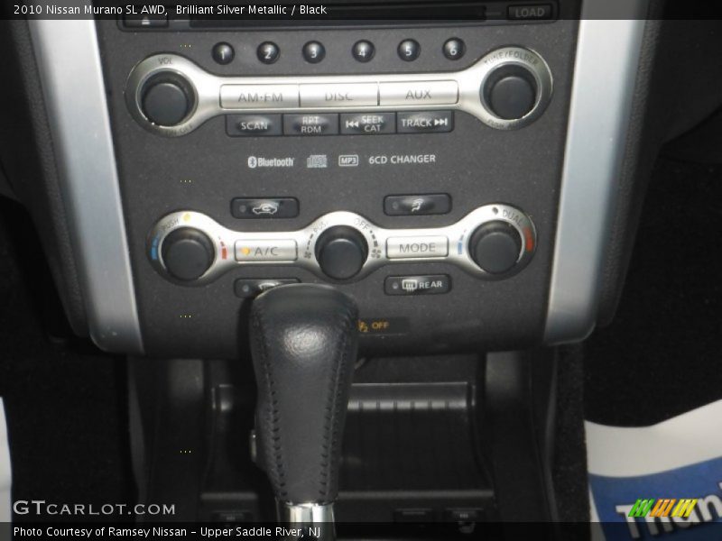 Brilliant Silver Metallic / Black 2010 Nissan Murano SL AWD