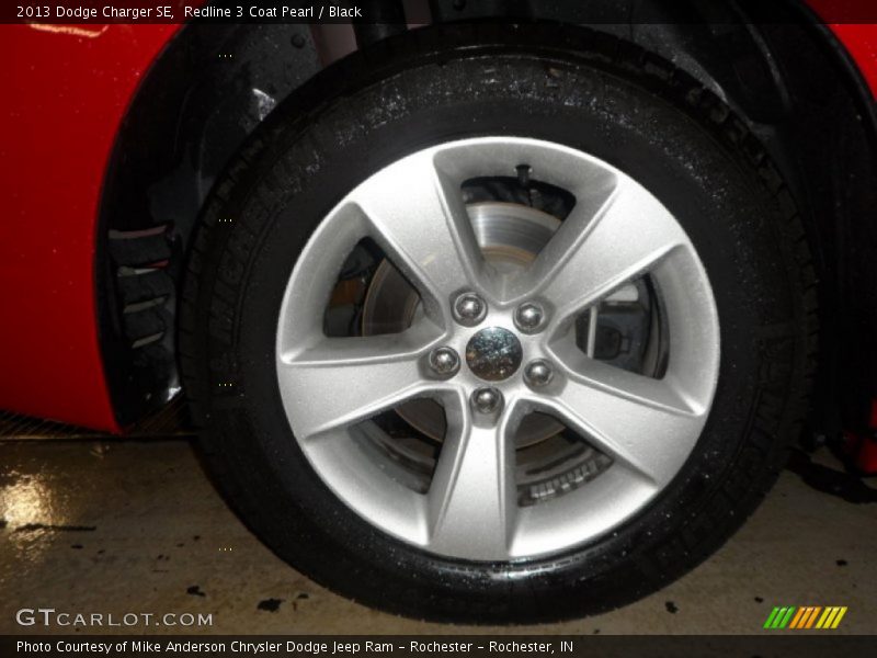 Redline 3 Coat Pearl / Black 2013 Dodge Charger SE