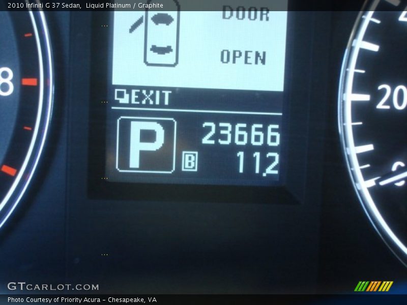Liquid Platinum / Graphite 2010 Infiniti G 37 Sedan