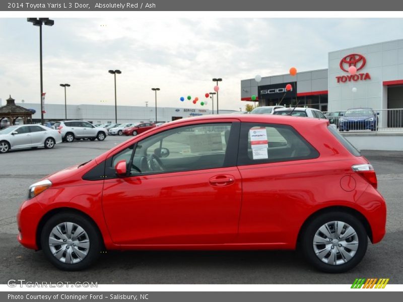Absolutely Red / Ash 2014 Toyota Yaris L 3 Door