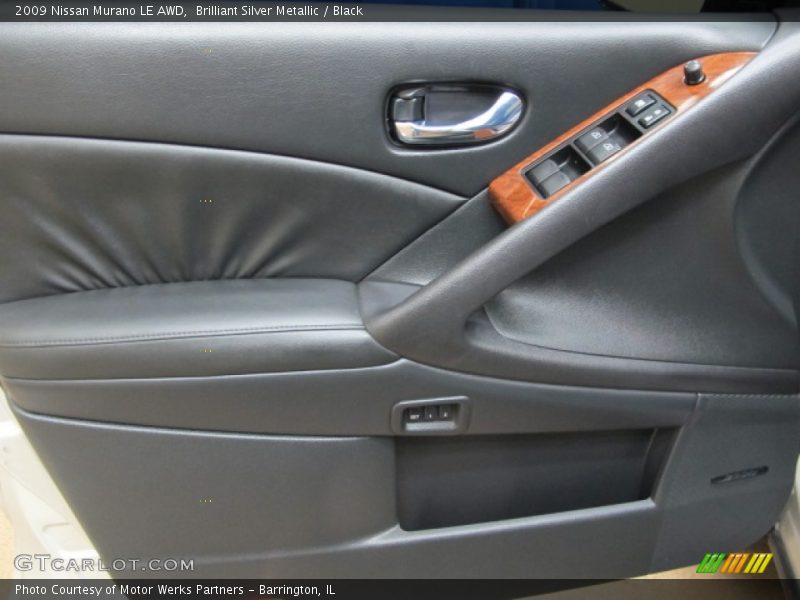 Brilliant Silver Metallic / Black 2009 Nissan Murano LE AWD