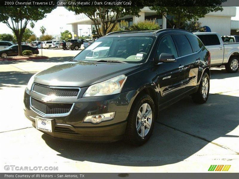 Cyber Gray Metallic / Dark Gray/Light Gray 2009 Chevrolet Traverse LT