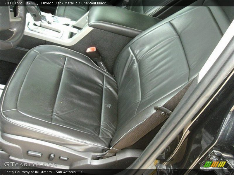 Tuxedo Black Metallic / Charcoal Black 2011 Ford Flex SEL