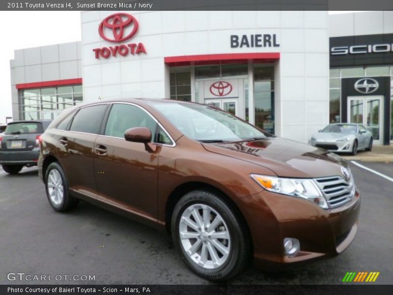 Sunset Bronze Mica / Ivory 2011 Toyota Venza I4