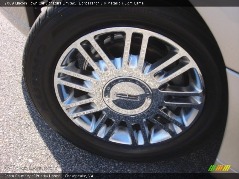 Light French Silk Metallic / Light Camel 2009 Lincoln Town Car Signature Limited