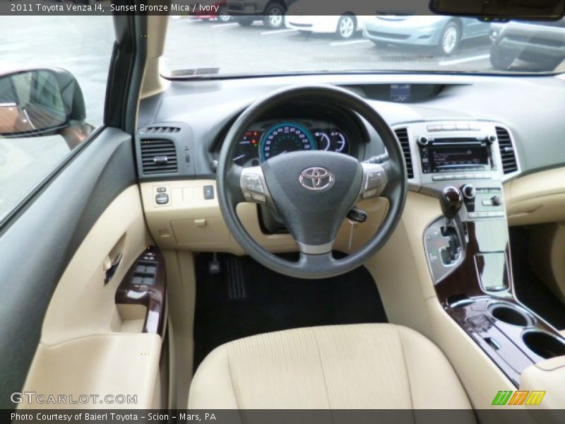 Sunset Bronze Mica / Ivory 2011 Toyota Venza I4