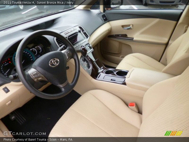 Sunset Bronze Mica / Ivory 2011 Toyota Venza I4