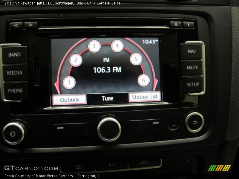 Black Uni / Cornsilk Beige 2013 Volkswagen Jetta TDI SportWagen