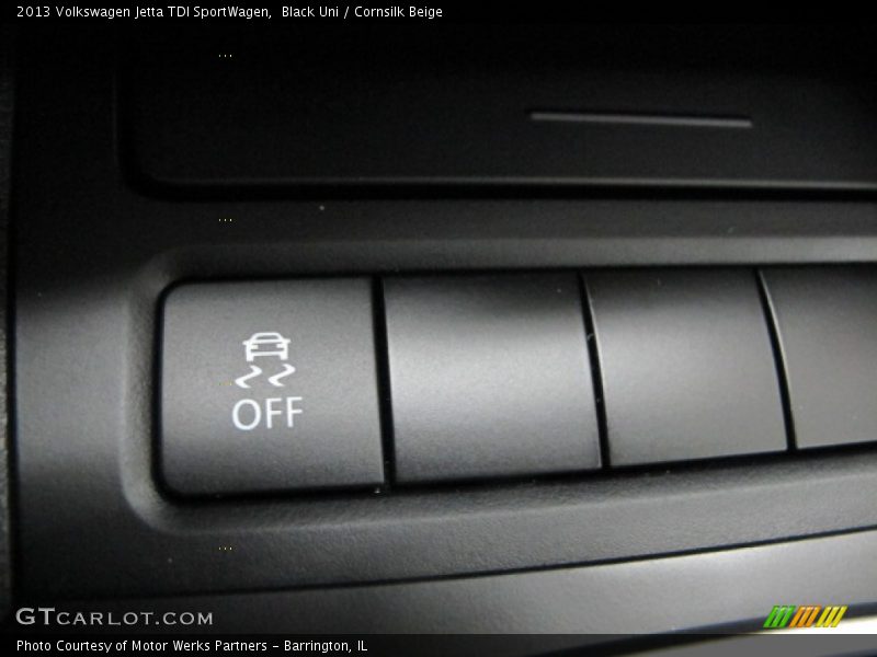 Black Uni / Cornsilk Beige 2013 Volkswagen Jetta TDI SportWagen