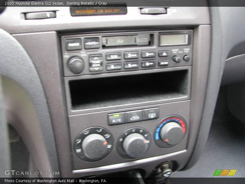 Sterling Metallic / Gray 2005 Hyundai Elantra GLS Sedan
