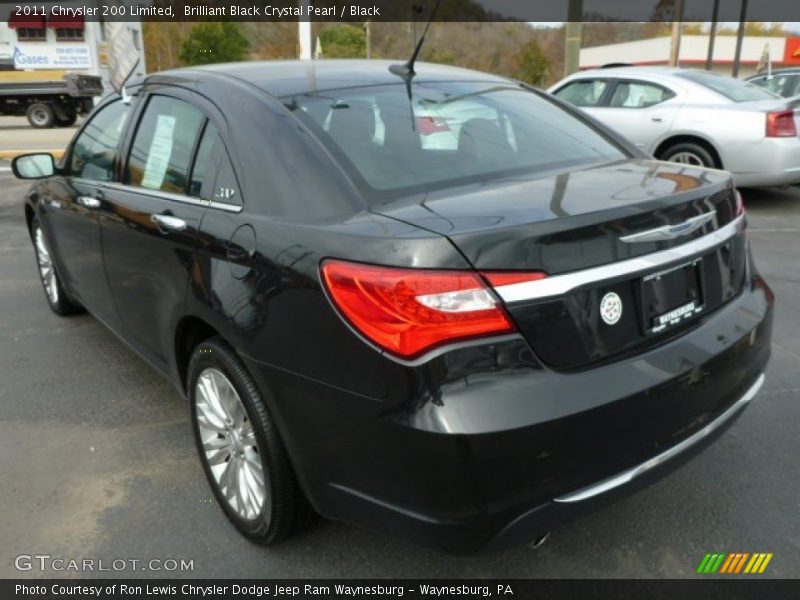 Brilliant Black Crystal Pearl / Black 2011 Chrysler 200 Limited