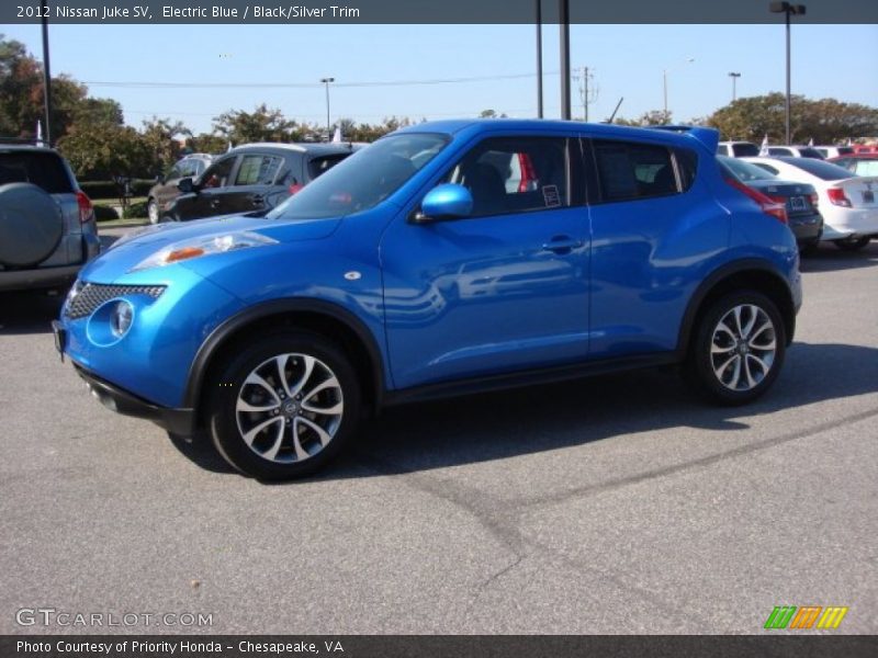 Electric Blue / Black/Silver Trim 2012 Nissan Juke SV
