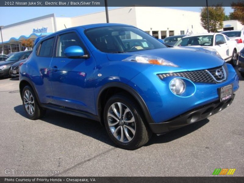 Electric Blue / Black/Silver Trim 2012 Nissan Juke SV