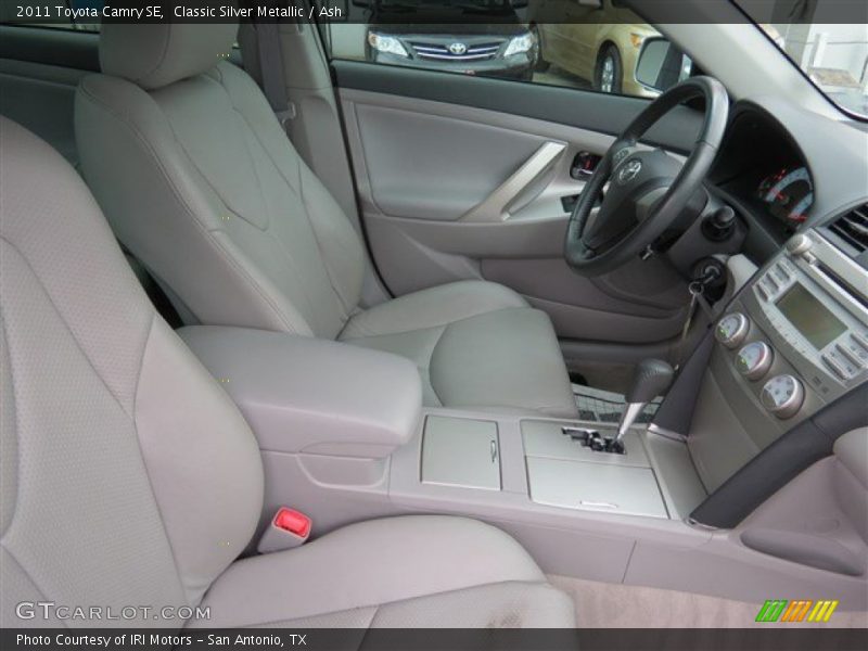 Classic Silver Metallic / Ash 2011 Toyota Camry SE