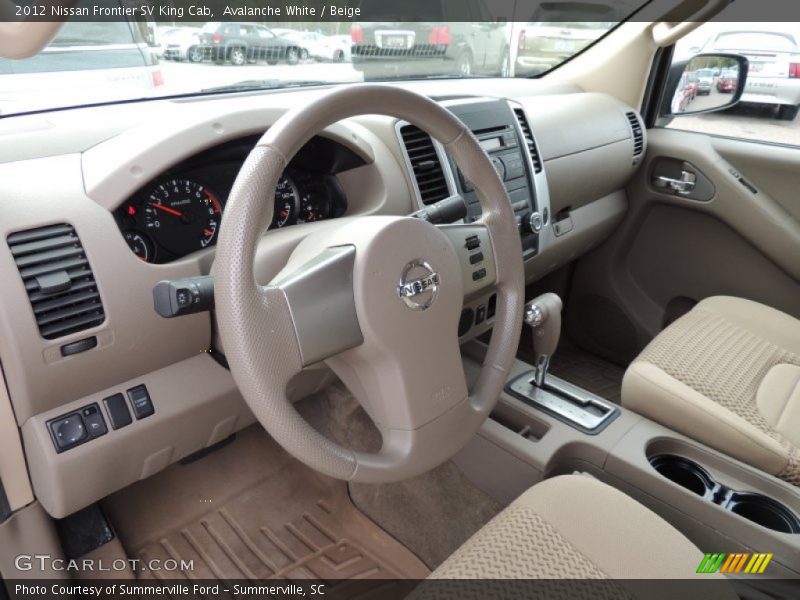 Avalanche White / Beige 2012 Nissan Frontier SV King Cab