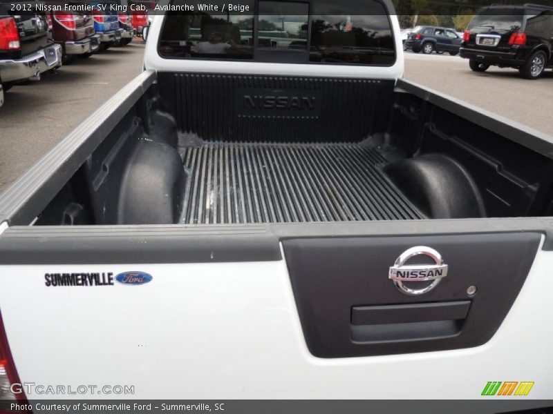 Avalanche White / Beige 2012 Nissan Frontier SV King Cab