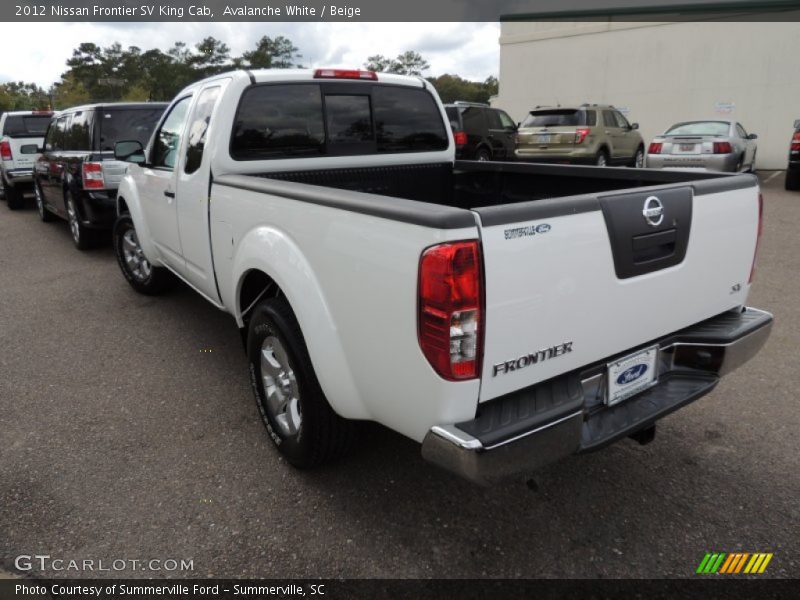 Avalanche White / Beige 2012 Nissan Frontier SV King Cab