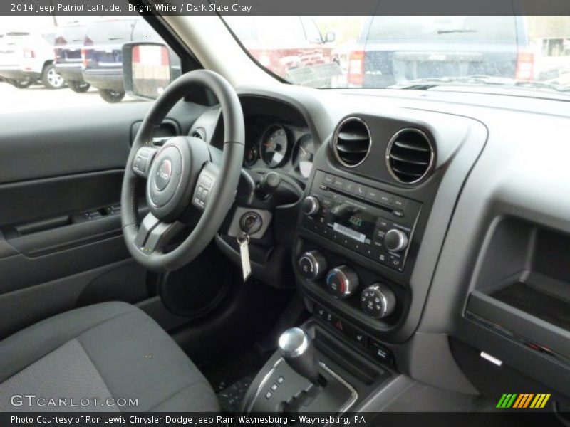 Bright White / Dark Slate Gray 2014 Jeep Patriot Latitude