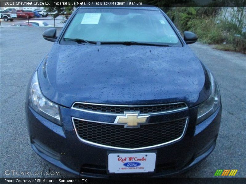 Imperial Blue Metallic / Jet Black/Medium Titanium 2011 Chevrolet Cruze LS