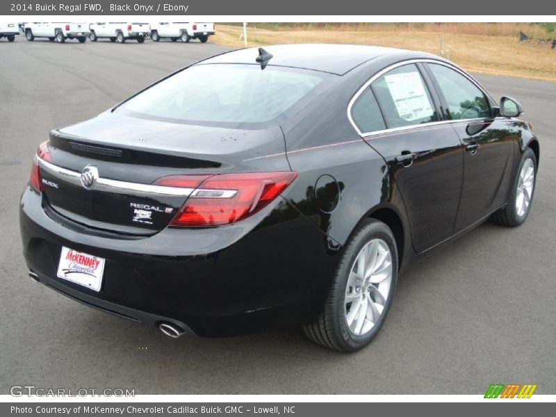 Black Onyx / Ebony 2014 Buick Regal FWD