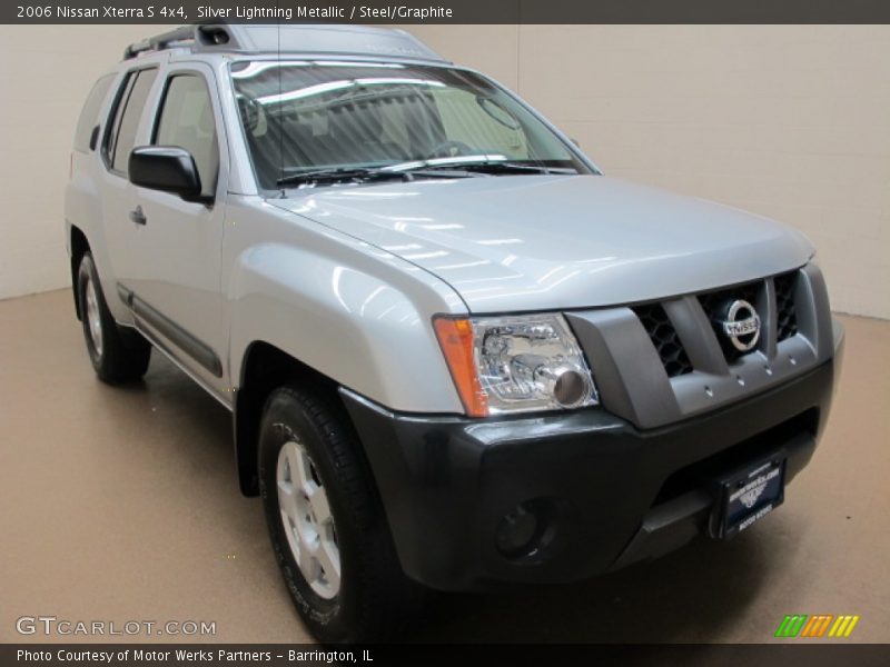 Silver Lightning Metallic / Steel/Graphite 2006 Nissan Xterra S 4x4