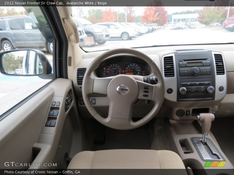 Avalanche White / Beige 2012 Nissan Frontier SV Crew Cab