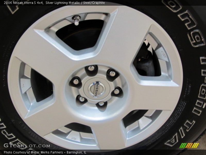Silver Lightning Metallic / Steel/Graphite 2006 Nissan Xterra S 4x4