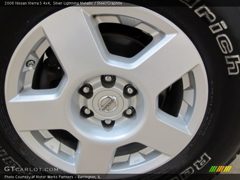Silver Lightning Metallic / Steel/Graphite 2006 Nissan Xterra S 4x4