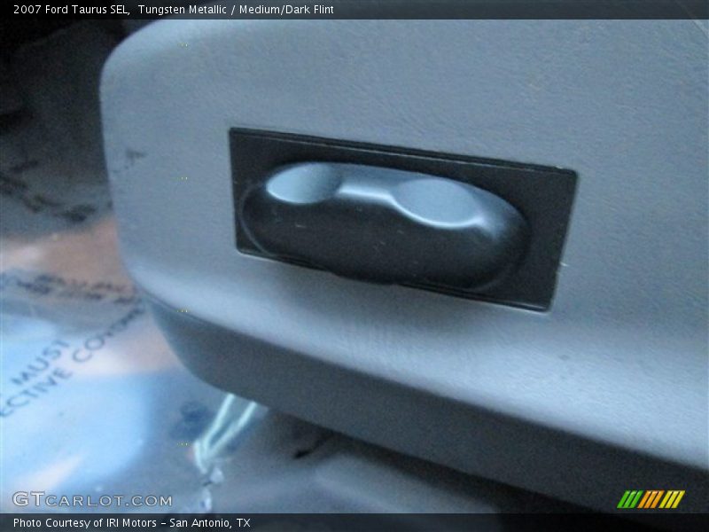 Tungsten Metallic / Medium/Dark Flint 2007 Ford Taurus SEL