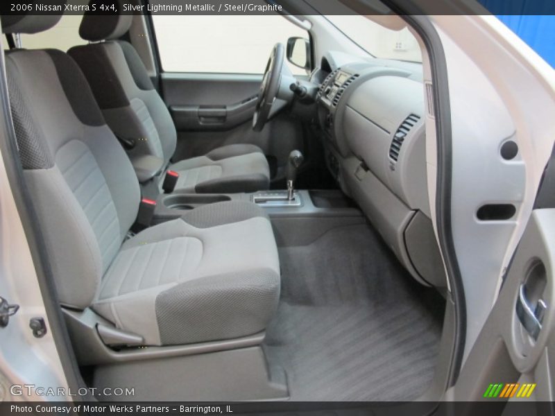 Silver Lightning Metallic / Steel/Graphite 2006 Nissan Xterra S 4x4
