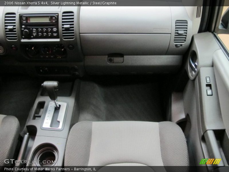 Silver Lightning Metallic / Steel/Graphite 2006 Nissan Xterra S 4x4