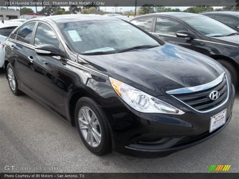 Phantom Black Metallic / Gray 2014 Hyundai Sonata GLS
