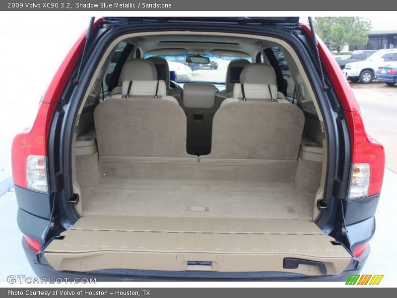 Shadow Blue Metallic / Sandstone 2009 Volvo XC90 3.2