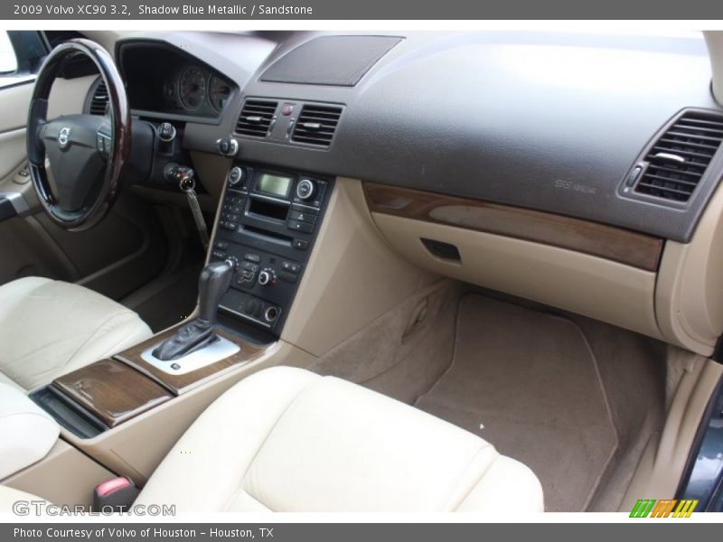 Shadow Blue Metallic / Sandstone 2009 Volvo XC90 3.2