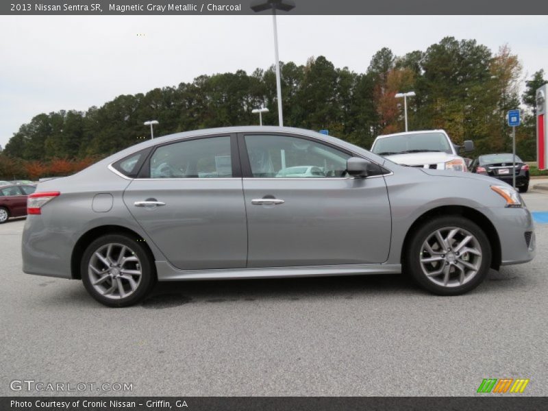 Magnetic Gray Metallic / Charcoal 2013 Nissan Sentra SR