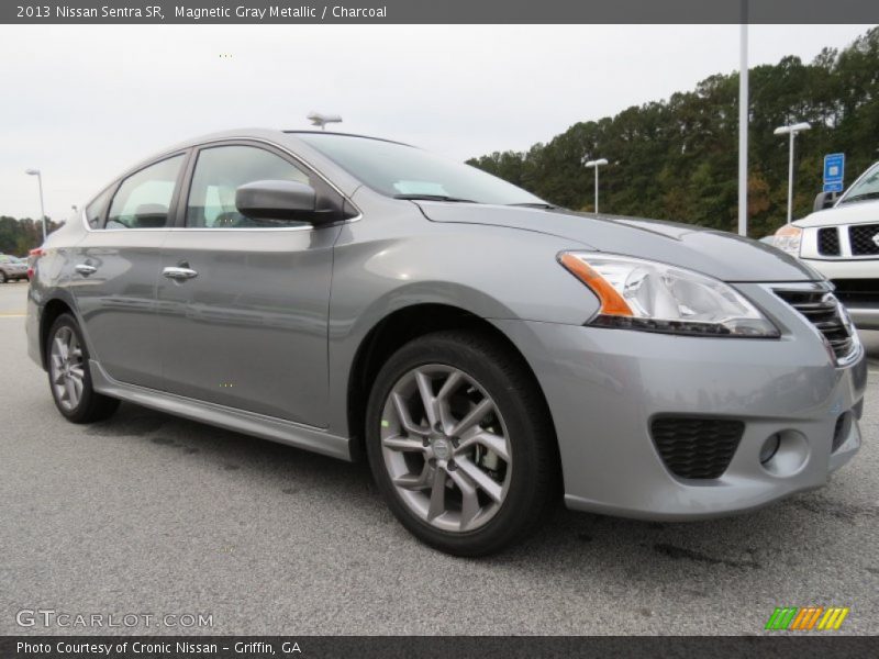 Magnetic Gray Metallic / Charcoal 2013 Nissan Sentra SR