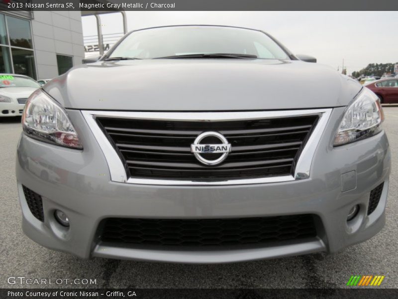 Magnetic Gray Metallic / Charcoal 2013 Nissan Sentra SR