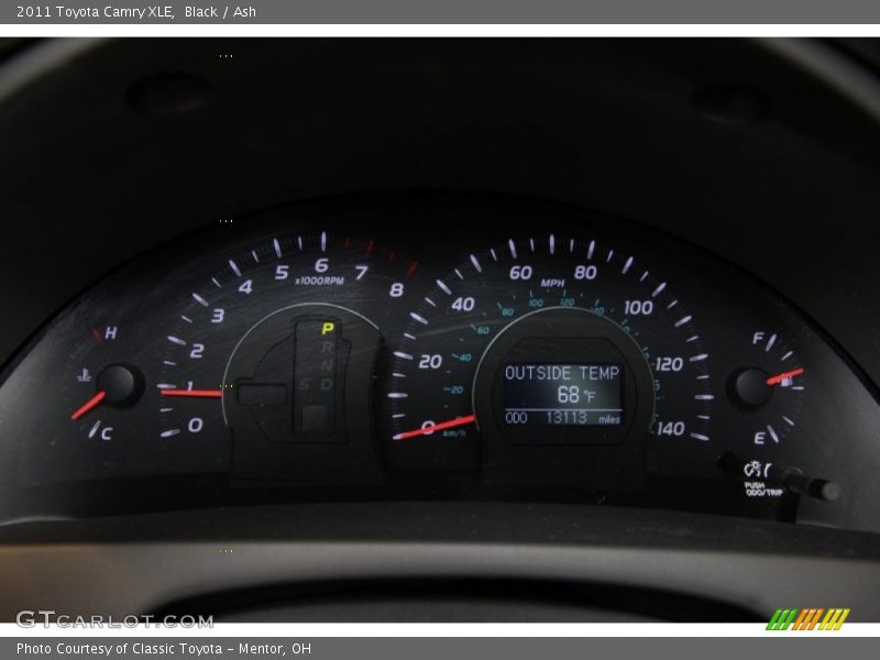 Black / Ash 2011 Toyota Camry XLE