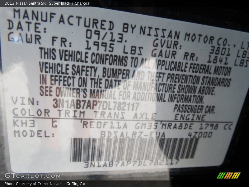 Super Black / Charcoal 2013 Nissan Sentra SR