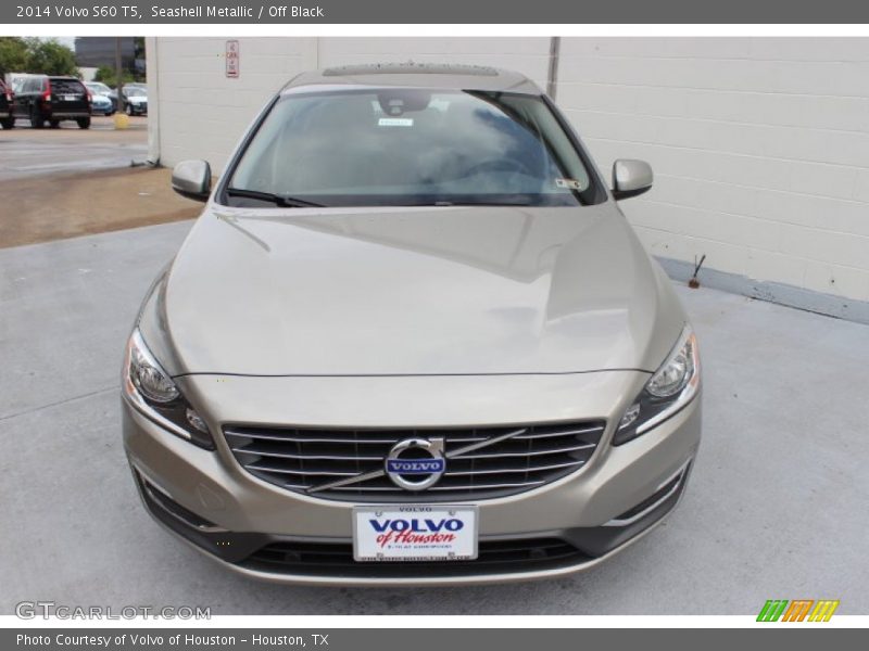 Seashell Metallic / Off Black 2014 Volvo S60 T5