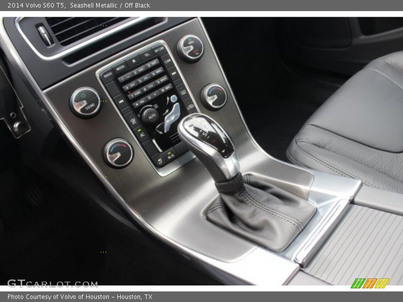 Seashell Metallic / Off Black 2014 Volvo S60 T5