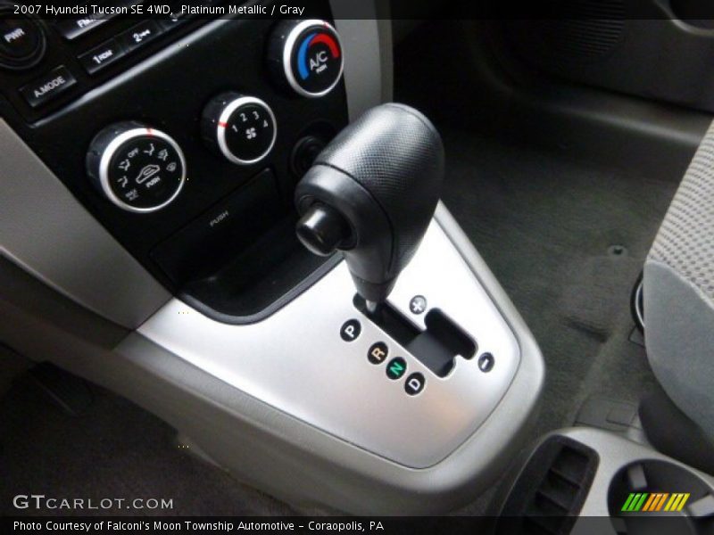 Platinum Metallic / Gray 2007 Hyundai Tucson SE 4WD
