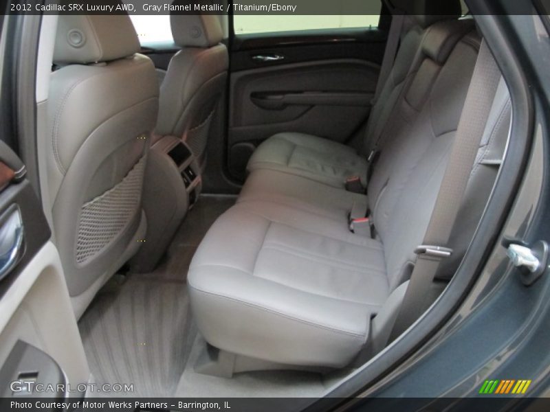 Gray Flannel Metallic / Titanium/Ebony 2012 Cadillac SRX Luxury AWD