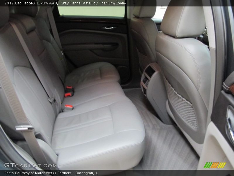 Gray Flannel Metallic / Titanium/Ebony 2012 Cadillac SRX Luxury AWD