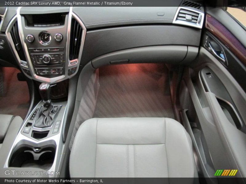 Gray Flannel Metallic / Titanium/Ebony 2012 Cadillac SRX Luxury AWD