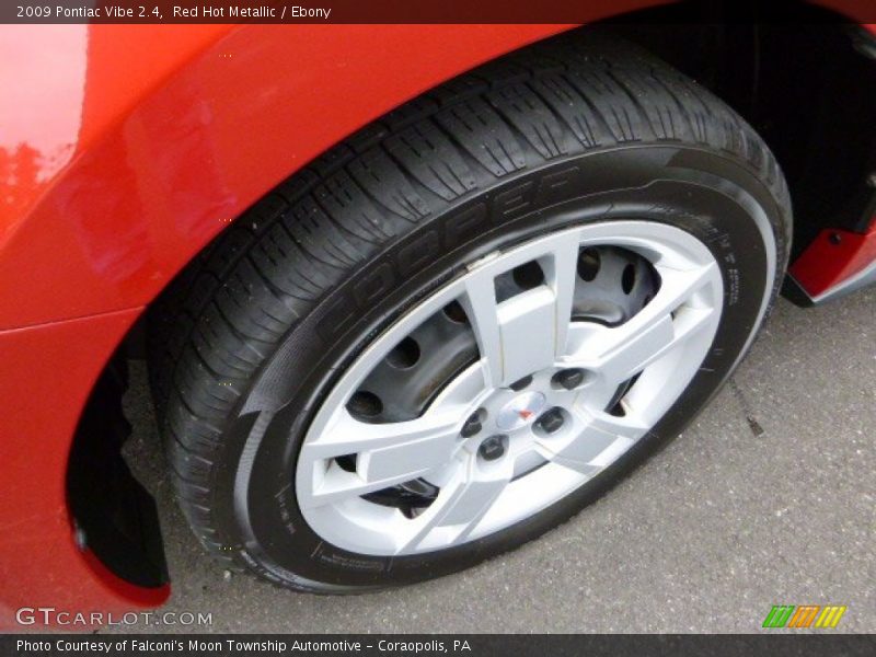 Red Hot Metallic / Ebony 2009 Pontiac Vibe 2.4