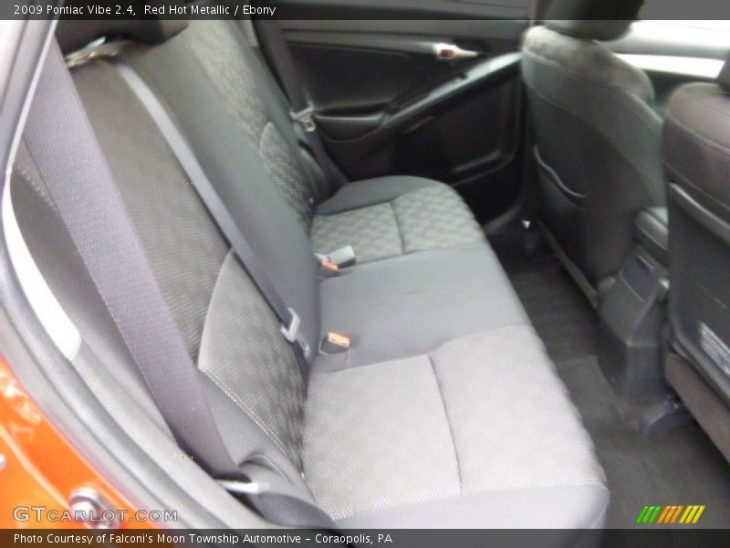 Red Hot Metallic / Ebony 2009 Pontiac Vibe 2.4
